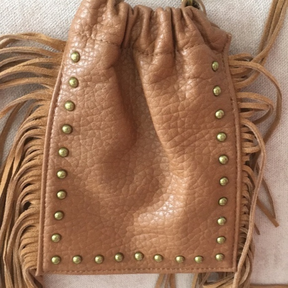 Cute brown fringe bag from Target - Picture 4 of 7
